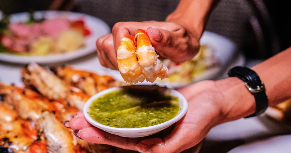 กุ้งแม่น้ำย่างเสิร์ฟแบบไม่อั้น กุ้งตัวใหญ่มากๆเลย